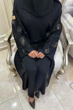 ⁦عبايه كتف بتطريز شك على اكمام كامل بلون نحاسى⁩ - الصورة ⁦3⁩