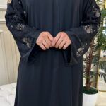 ⁦عبايه كتف بتطريز شك على اكمام كامل بلون نحاسى⁩ - الصورة ⁦5⁩