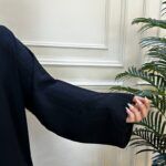 ⁦عبايه كتف مطرز قصب على اكتاف محدده من امام بلون اسود⁩ - الصورة ⁦5⁩