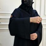 ⁦عباية مغلقه بزراير و قيطان⁩ - الصورة ⁦6⁩