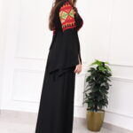 ⁦جلابيه بتطريز عربي و بكم وسيع احمر⁩ - الصورة ⁦6⁩