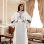 جلابيه رصاصي شك من امام وبكم وسيع كتل