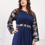 جلابيه كحلي مطرزه بترتر