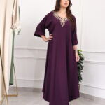 ⁦جلابيه خليجى بتطريز شك و فصوص من امام⁩ - الصورة ⁦4⁩