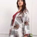 ⁦جلابيه بني مزينه بدقات شرايط عنابي من امام⁩ - الصورة ⁦3⁩