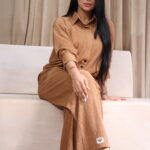 ⁦طقم كاجوال لحمي تتكون من قطعتين بأكمام طويلة وبنطلون طويل⁩ - الصورة ⁦6⁩