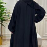 ⁦عبايه كلوش رقبة منسوجة بقماش انترنت مطرزه بخيوط مخفى⁩ - الصورة ⁦3⁩