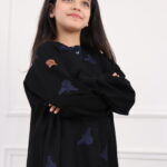 عبايه بناتي بتطريز فرشه كامل بكحلي