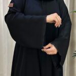 ⁦عبايه كلوش بسحاب مخفى بزراير من امام⁩ - الصورة ⁦7⁩