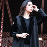 ⁦عبايه كتان بكم ولياقه قطيفه⁩ - الصورة ⁦2⁩