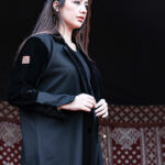 ⁦عبايه كتان بكم ولياقه قطيفه⁩ - الصورة ⁦4⁩