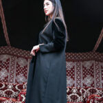 ⁦عبايه كتان بكم ولياقه قطيفه⁩ - الصورة ⁦7⁩