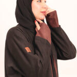 عبايه شامواه ربع كلوش محدده ببني و باكمام معصم