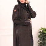 عبايه شامواه ربع كلوش محدده اسود و باكمام معصم