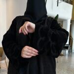 ⁦عباية بقصه A شتوية شامواه مع تداخل المخمل ربع كلوش⁩ - الصورة ⁦5⁩