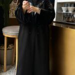 ⁦عباية شامواه محدد بجلد وبياقة و اكمام مخمل شتوي⁩ - الصورة ⁦7⁩