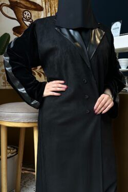 عباية شامواه محدد بجلد وبياقة و اكمام مخمل شتوي