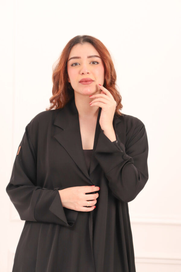 ⁦عبايه بلياقه و كسر كامل من خلف⁩ - الصورة ⁦7⁩