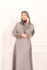 ⁦عبايه شامواه رصاصي بتطرزه من اجناب⁩ - الصورة ⁦4⁩