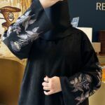 ⁦عبايه شتويه بتصميم انيق على اكمام بنحاسي و اسود⁩ - الصورة ⁦3⁩