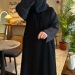 ⁦عبايه بدقات بكم مفصول مشجره بلاسود و نحاسي⁩ - الصورة ⁦2⁩