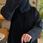 ⁦عبايه بدقات بكم مفصول مشجره بلاسود و نحاسي⁩ - الصورة ⁦3⁩