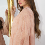 ⁦فستان وردي بياقه خفيفه و أكمام و سيعه⁩ - الصورة ⁦7⁩