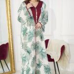 ⁦جلابيه تيفاني مزينه بدقات شرايط عنابي من امام⁩ - الصورة ⁦4⁩