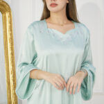 جلابيه تيفاني بفصوص محدد من امام و اكتاف