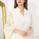 جلابيه ابيض بلياقه و اكمام و سيع