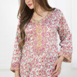 ⁦جلابيه وردى مخاوير اماراتيه بفصوص محدد من حلق (2)⁩ - الصورة ⁦6⁩