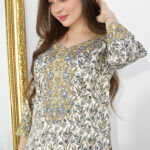 ⁦جلابيه رمادي مخاوير اماراتيه بحلق محدد و فصوص (2)⁩ - الصورة ⁦2⁩