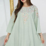 ⁦جلابيه تيفاني بخرز من صدر منتد الى اكتاف⁩ - الصورة ⁦6⁩