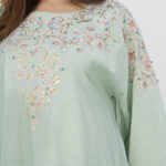 ⁦جلابيه تيفاني بخرز من صدر منتد الى اكتاف⁩ - الصورة ⁦7⁩