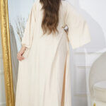 ⁦جلابيه بيج بخرز من صدر منتد الى اكتاف⁩ - الصورة ⁦6⁩