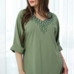 ⁦جلابيه تيفاني خليجى بتطريز شك و فصوص من امام⁩ - الصورة ⁦6⁩