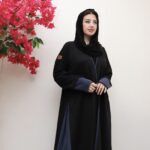⁦عباية بقصه A شامواه ربع كلوش محدده بكحلي و بأكمام معصم⁩ - الصورة ⁦10⁩