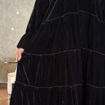 ⁦عباية مخمل بطبقات مكسره من الاسفل و مرتبه⁩ - الصورة ⁦4⁩