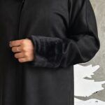 ⁦عباية قبوع فروة اسود شامواه شتوية⁩ - الصورة ⁦6⁩