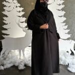 ⁦عباية شتوية رسمية جوخ بقصة ربع كلوش⁩ - الصورة ⁦23⁩