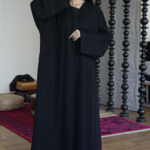 ⁦عباية كلوش بتطريز خيوط مخفي من اجناب⁩ - الصورة ⁦5⁩