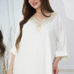 ⁦جلابيه ابيض خليجى بتطريز شك و فصوص من امام⁩ - الصورة ⁦2⁩