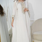 ⁦جلابيه ابيض طبقتين بطبقه بشت شيفون⁩ - الصورة ⁦6⁩