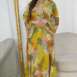 ⁦جلابيه اصفر مشجره بلولو من امام⁩ - الصورة ⁦2⁩