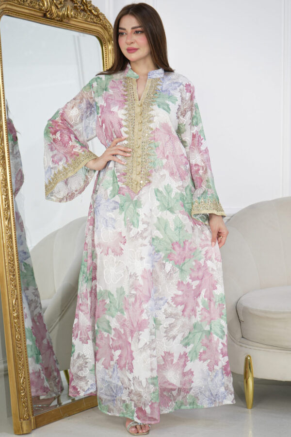 ⁦جلابية مشجره بموف بتطريز ذهبي⁩ - الصورة ⁦6⁩