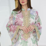 ⁦جلابية مشجره بموف بتطريز ذهبي⁩ - الصورة ⁦2⁩