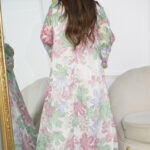 ⁦جلابية مشجره بموف بتطريز ذهبي⁩ - الصورة ⁦5⁩