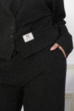 ⁦طقم كاجوال أسود تتكون من قطعتين بأكمام طويلة وبنطلون طويل⁩ - الصورة ⁦4⁩