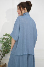 ⁦طقم كاجوال سماوي تتكون من قطعتين بأكمام قصيرة وبنطلون طويل⁩ - الصورة ⁦3⁩