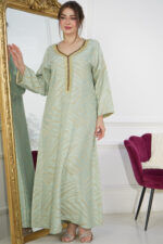 ⁦جلابيه تيفاني جاكار مطرزه من بشك من امام⁩ - الصورة ⁦2⁩